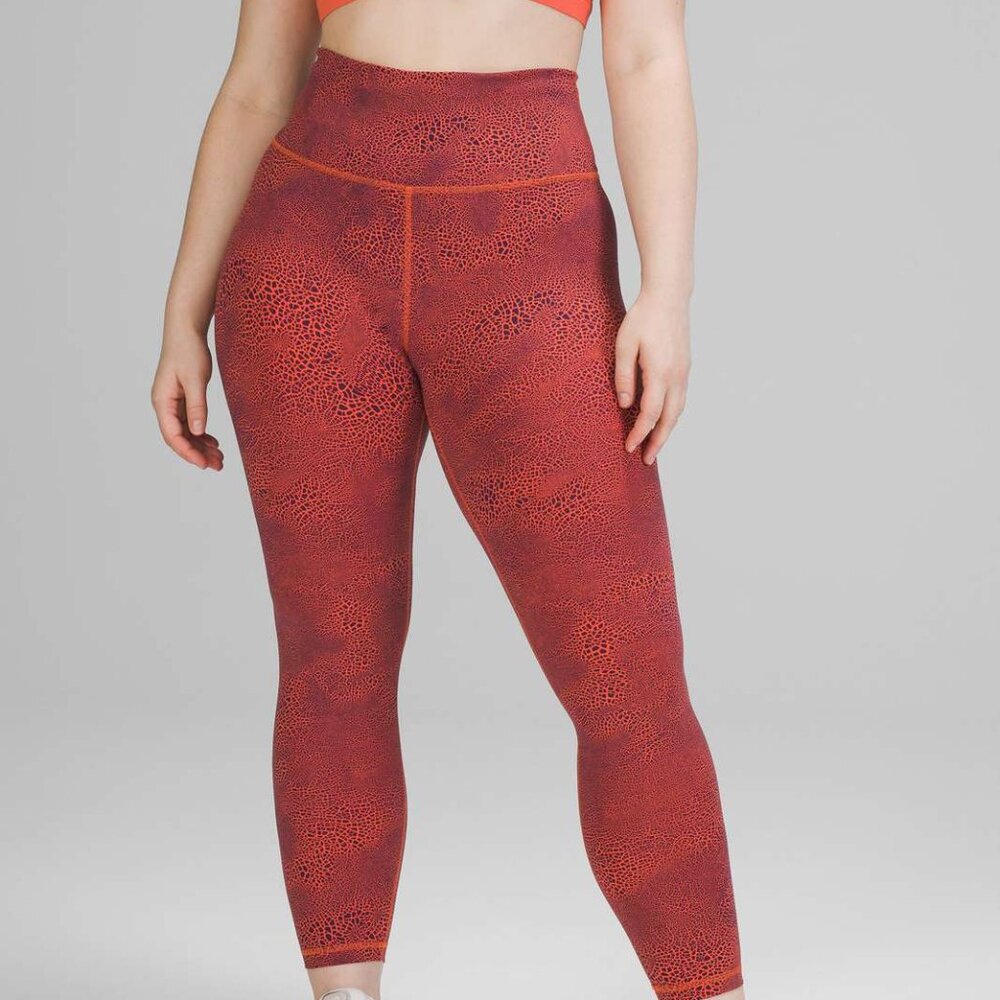 Lululemon Wunder Train High-Rise Tight 25" Size 4
